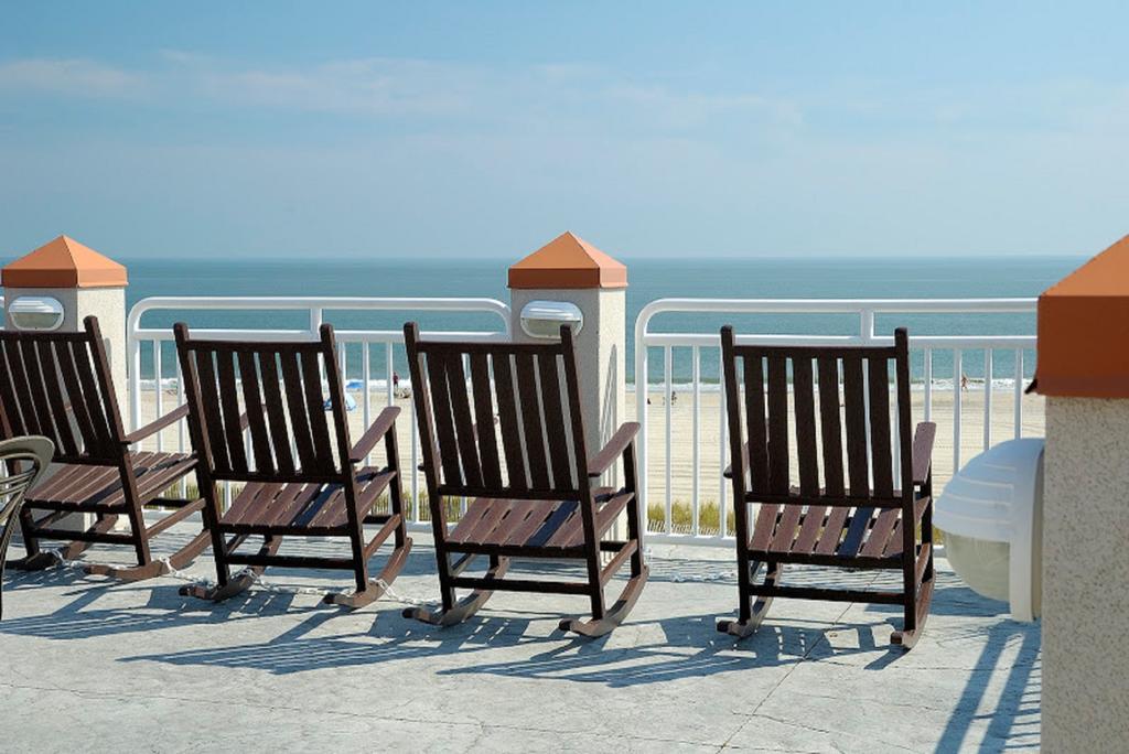 Montreal Beach Resort Cape May Exterior photo
